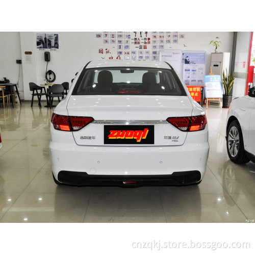 Geely Dihao Auto a buon mercato veicolo berlina per auto elettriche per adulti 2022 NUOVE AULDUTO 5 sedili Auto a energia solare auto usate